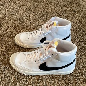 Nike Blazer Mid 77’s High Top